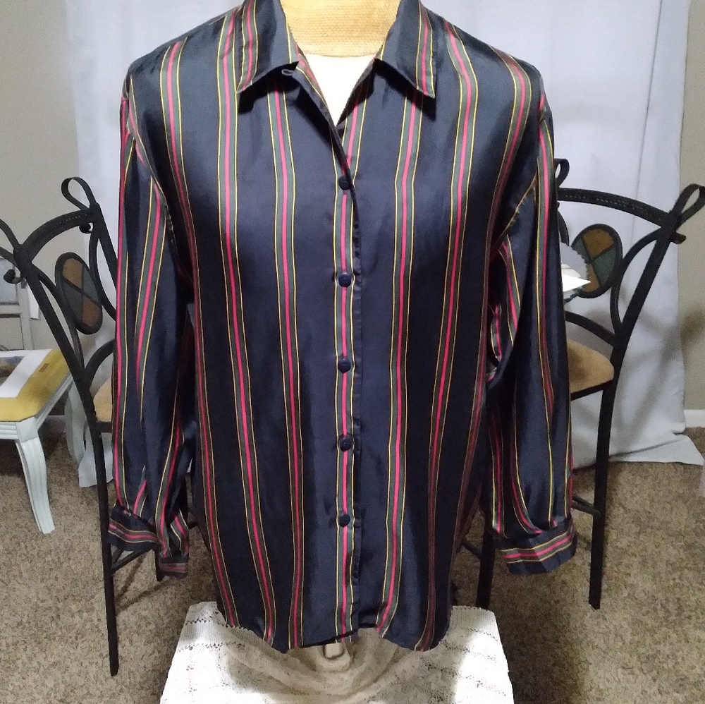 JH Collectibles Women's Button Down